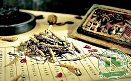 红皮型银屑病的治疗要注意什么问题？